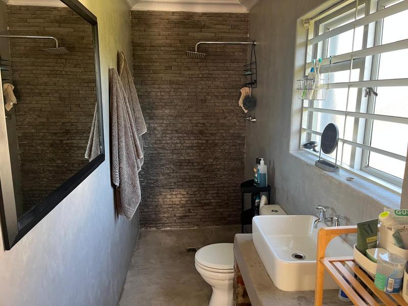 To Let 3 Bedroom Property for Rent in Uitzicht Western Cape
